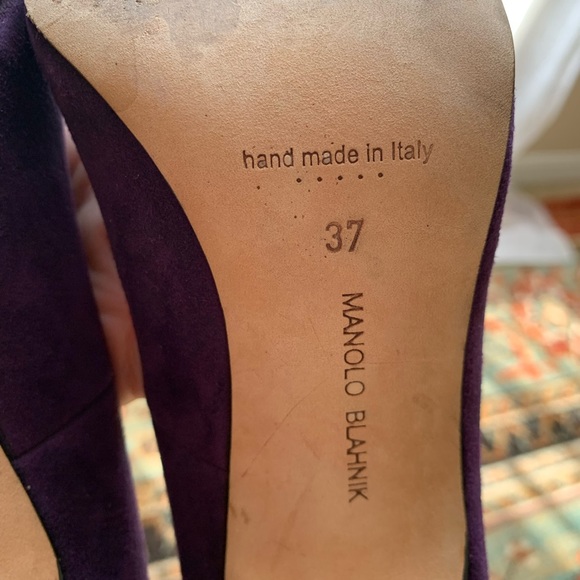Manolo Blahnik BB Suede Pointed-Toe Pump, Purple Size - 37 - Picture 13 of 13